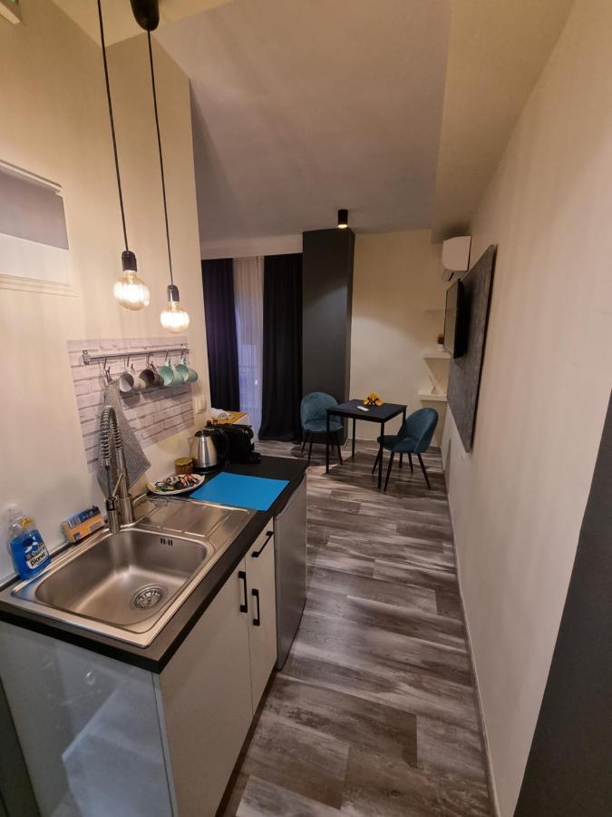 City Space Suites Yanniça Dış mekan fotoğraf